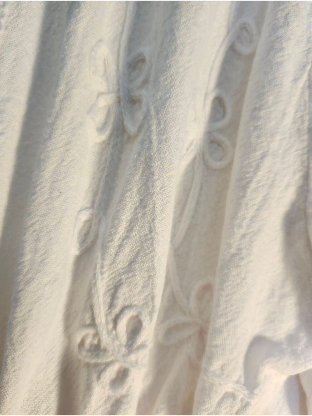 White Embroidered 100% Cotton V-Neck Swim Coverup - Picture 3 of 9